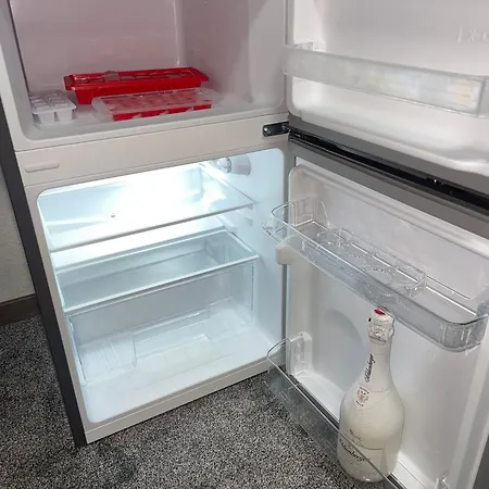 Apartment Honeymoon